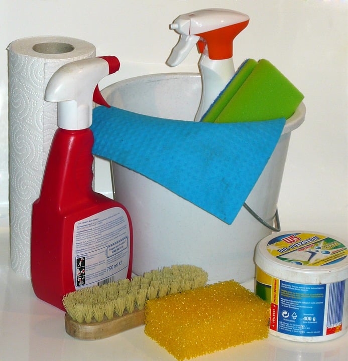 9 Ways to Green Up Your Cleaning Regimen